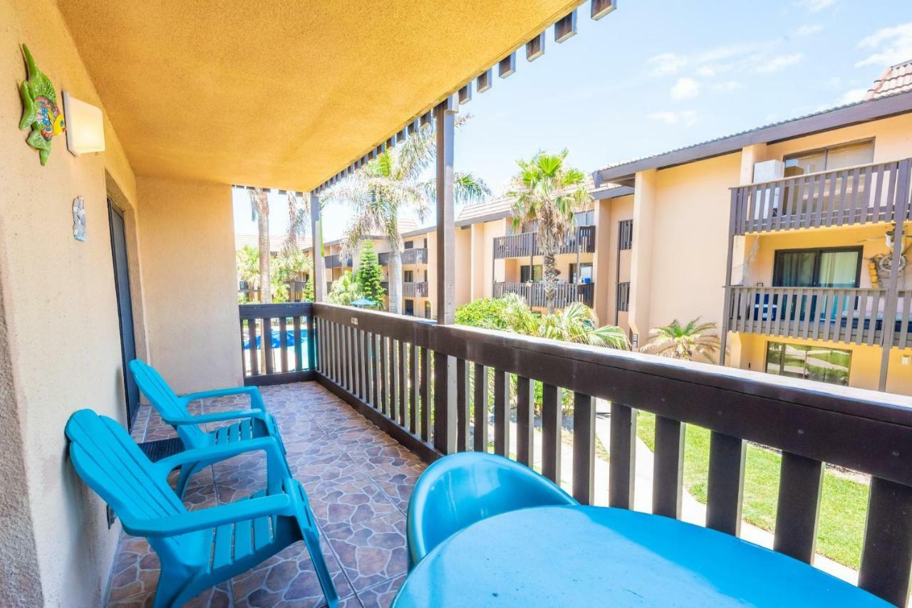 Cozy Condo In Tiki 223 Private Beach Access South Padre Island Exterior photo